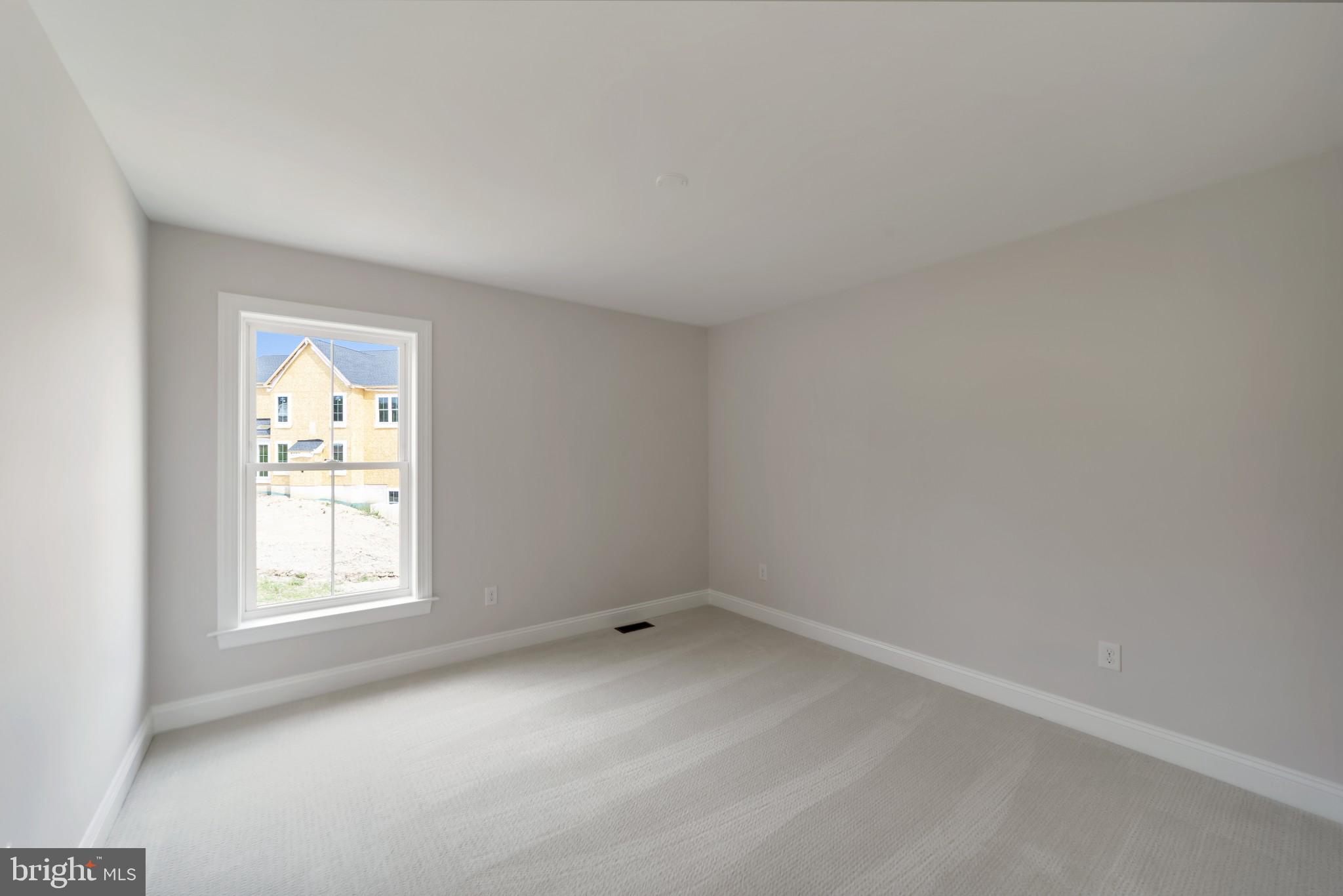 PLYMOUTH VALLEY ESTATES - Residential