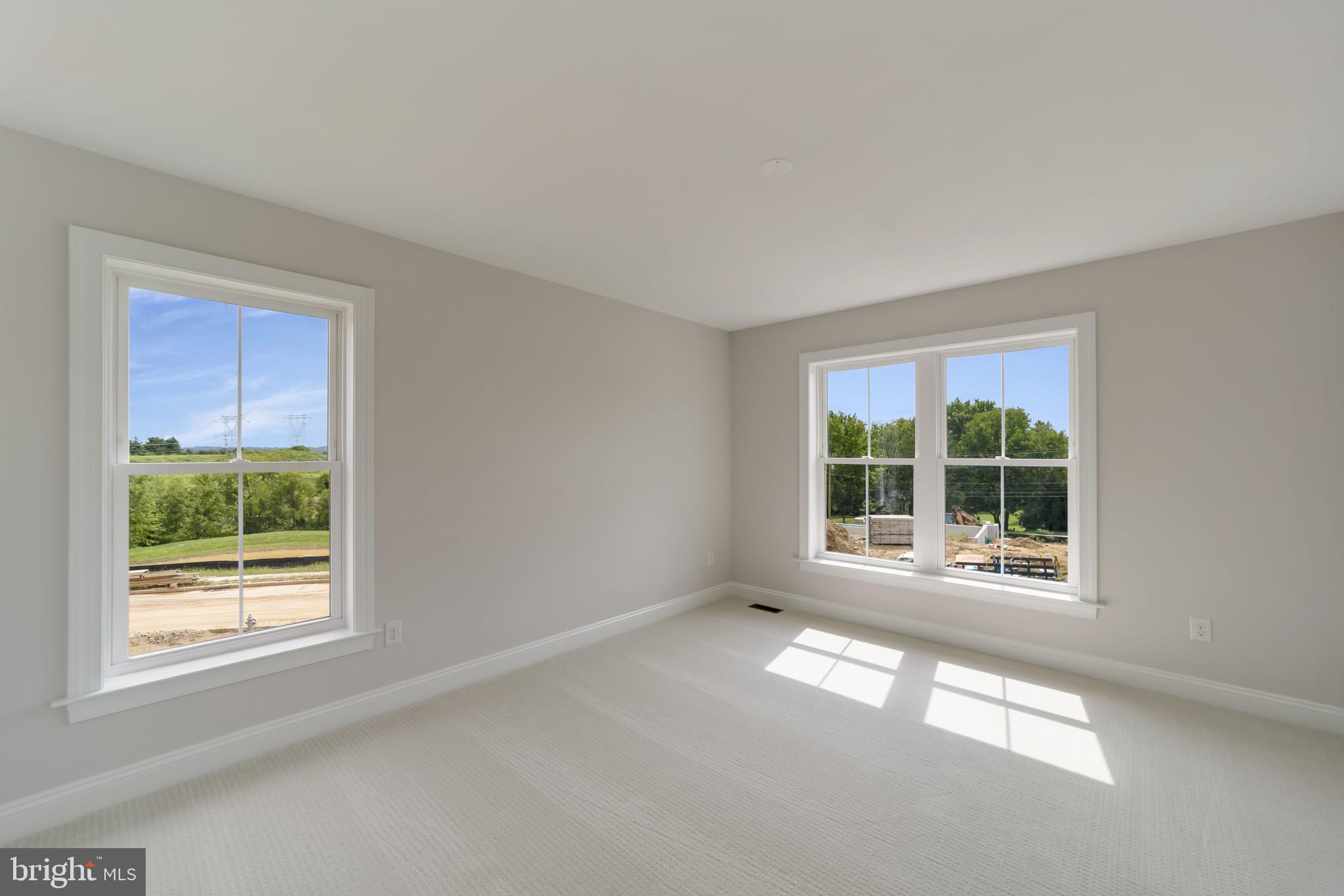 PLYMOUTH VALLEY ESTATES - Residential