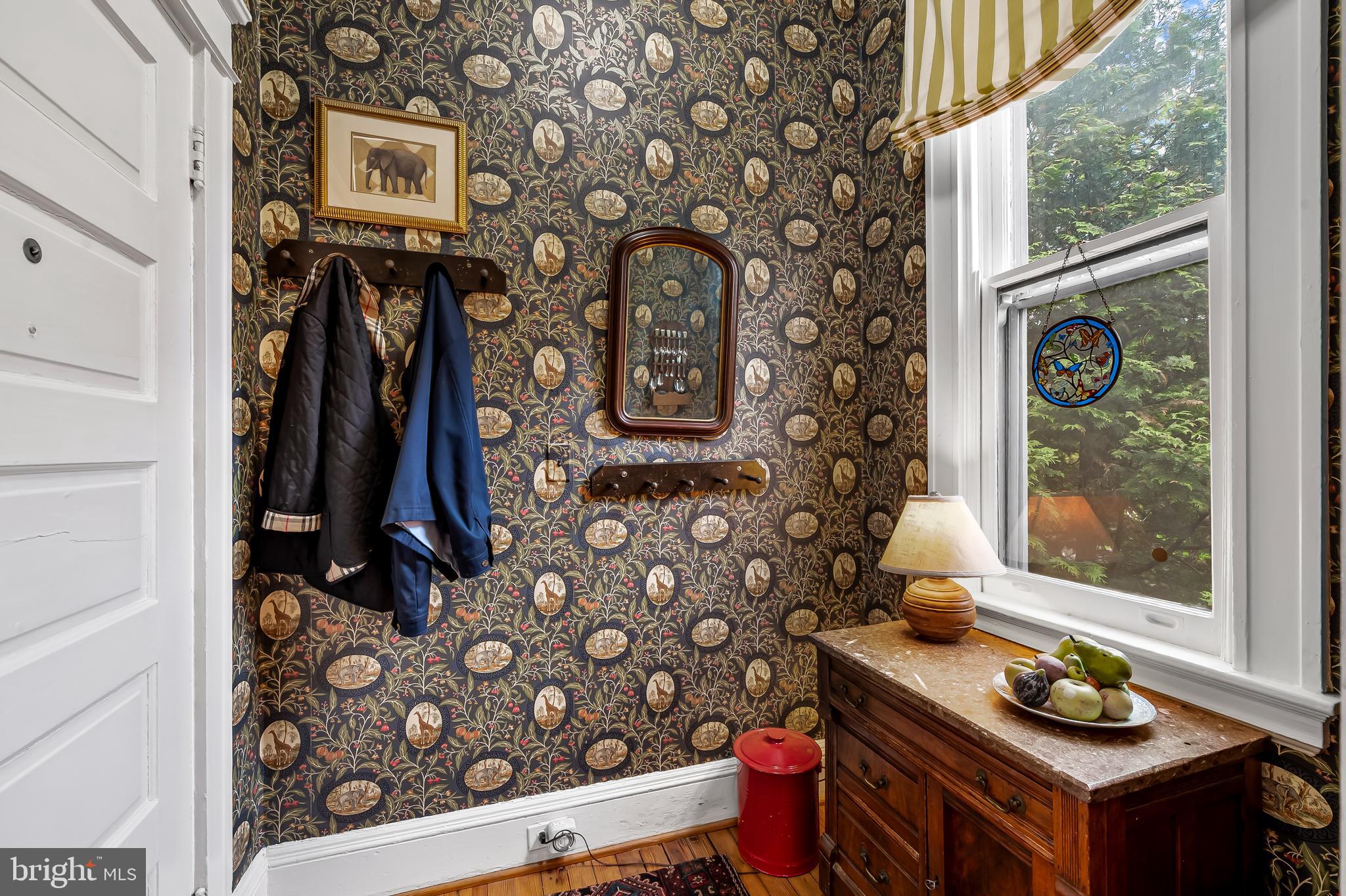ROLAND PARK - Residential