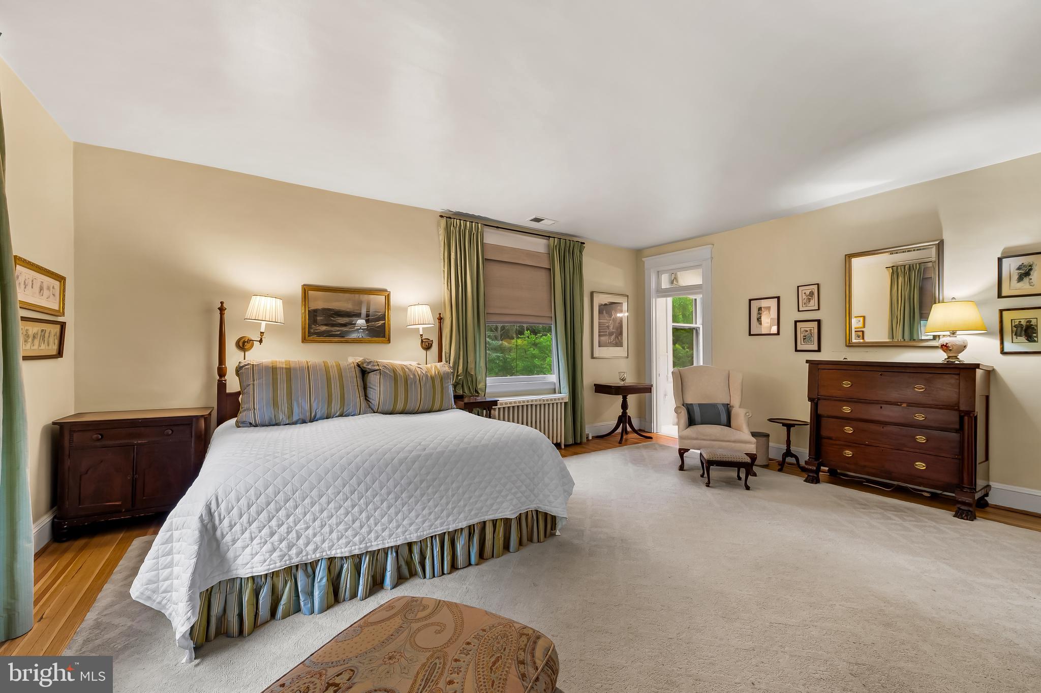 ROLAND PARK - Residential