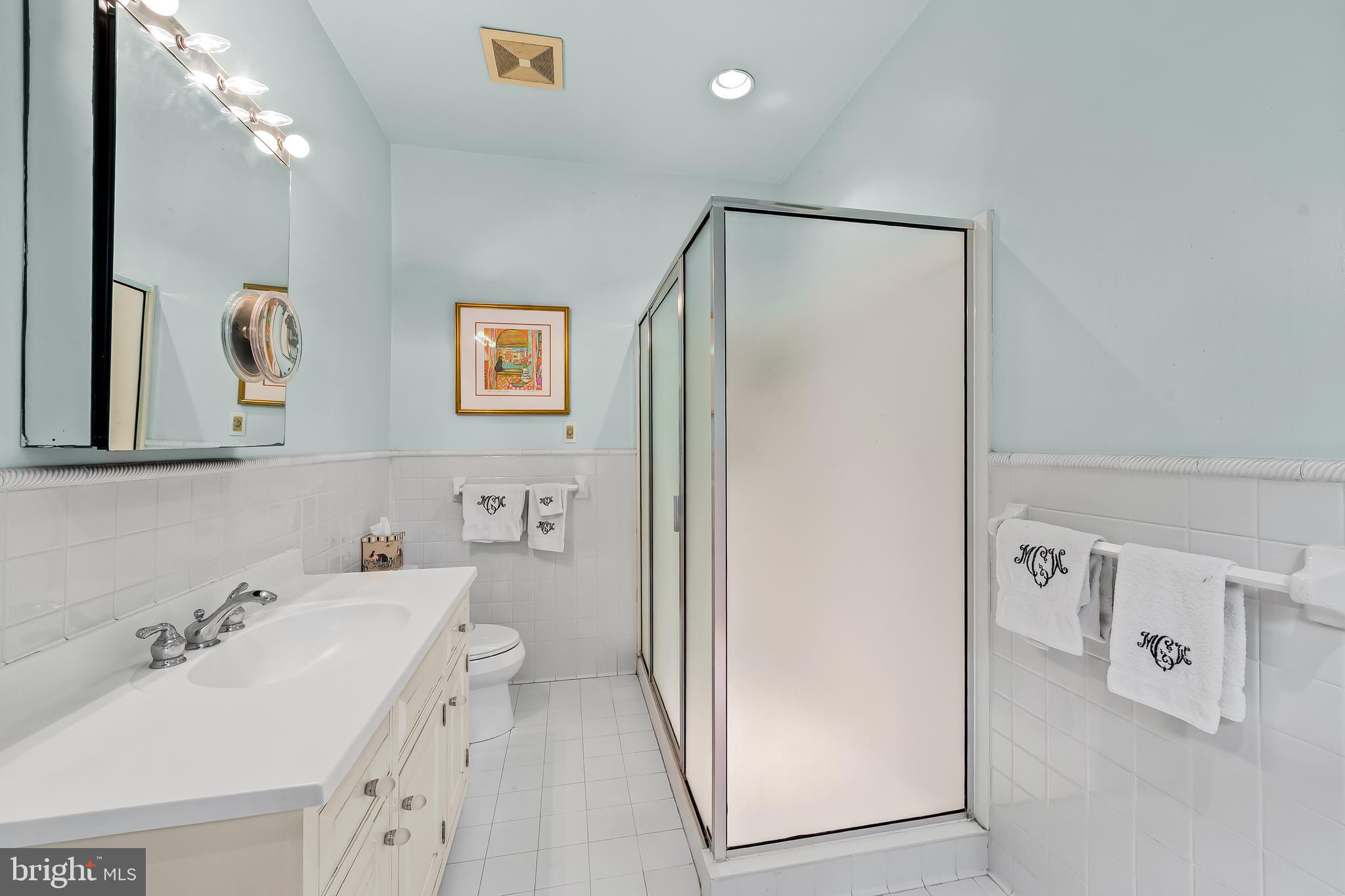 ROLAND PARK - Residential