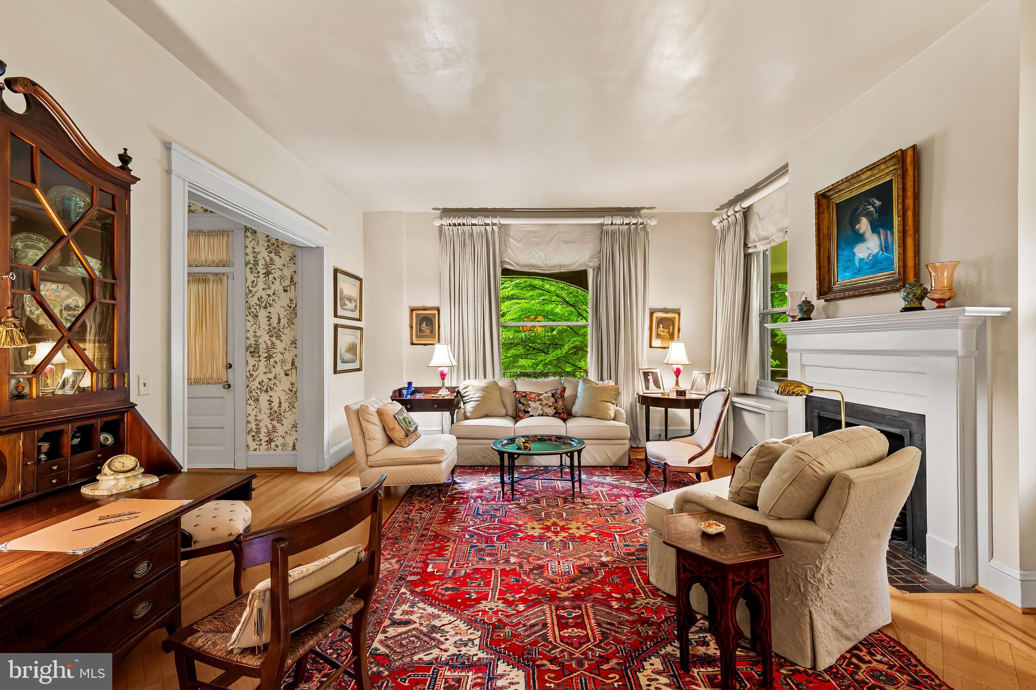 ROLAND PARK - Residential