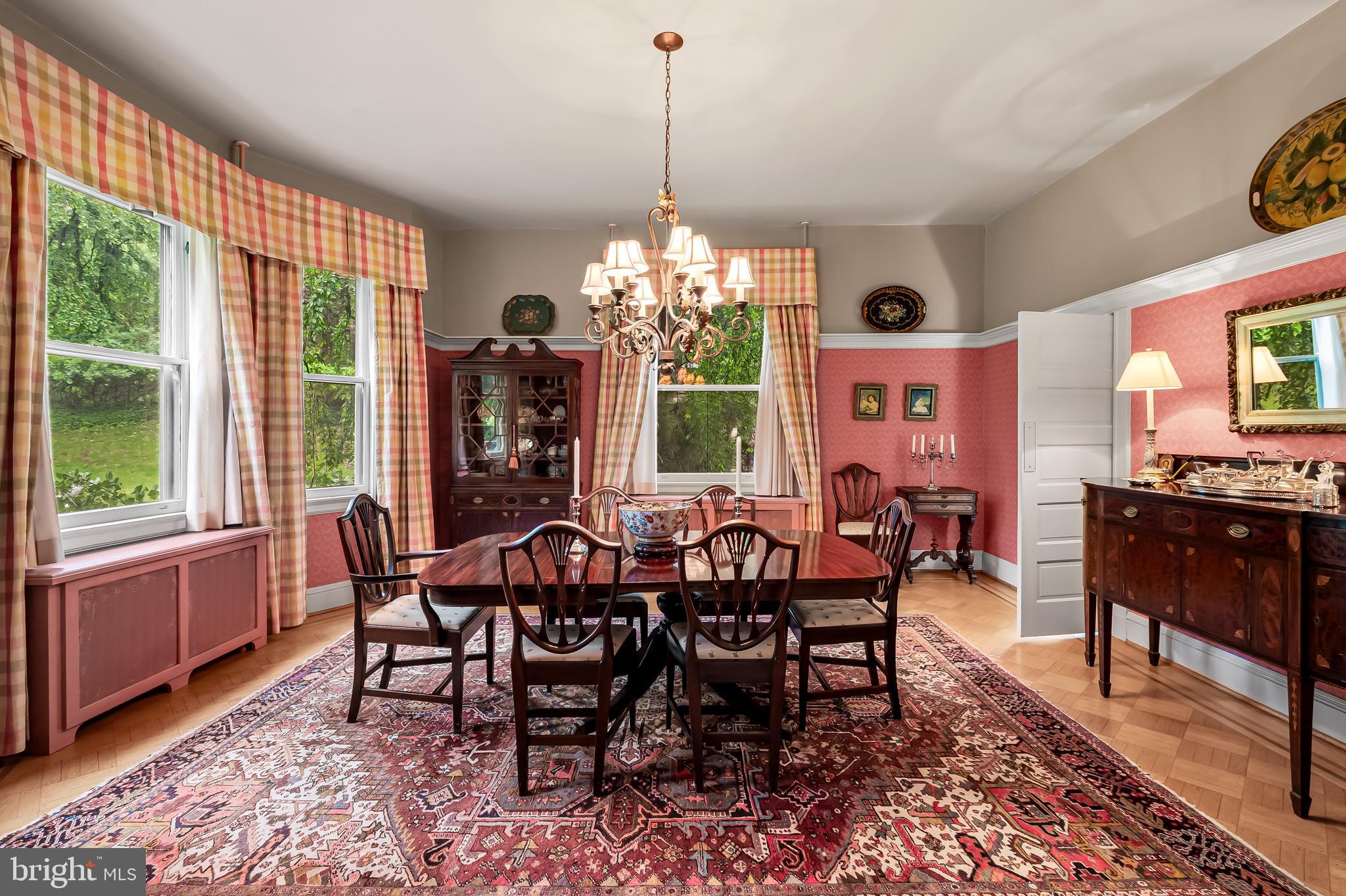 ROLAND PARK - Residential