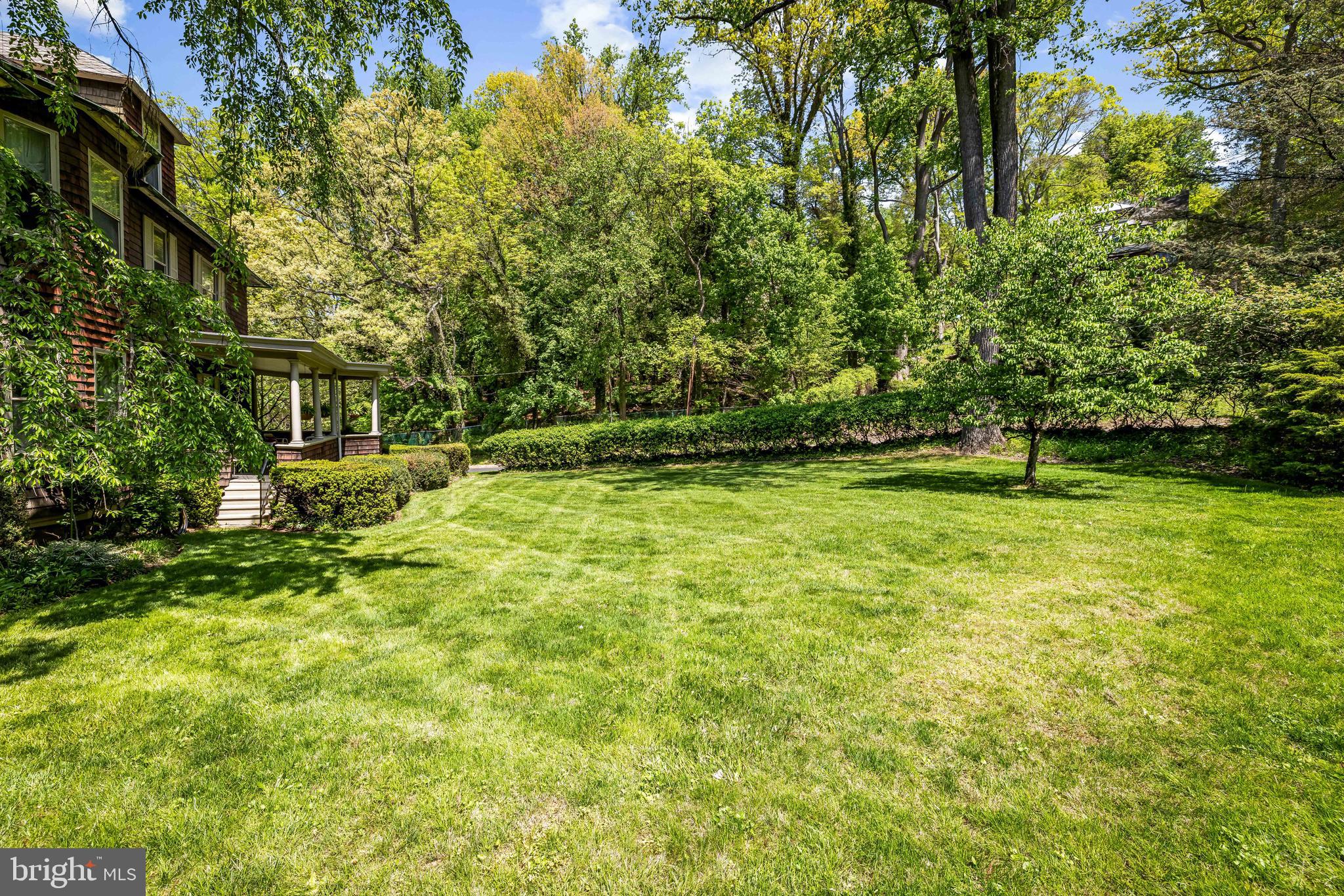 ROLAND PARK - Residential