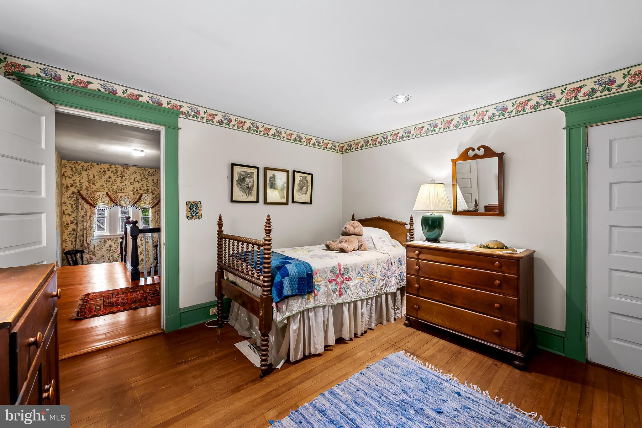 ROLAND PARK - Residential