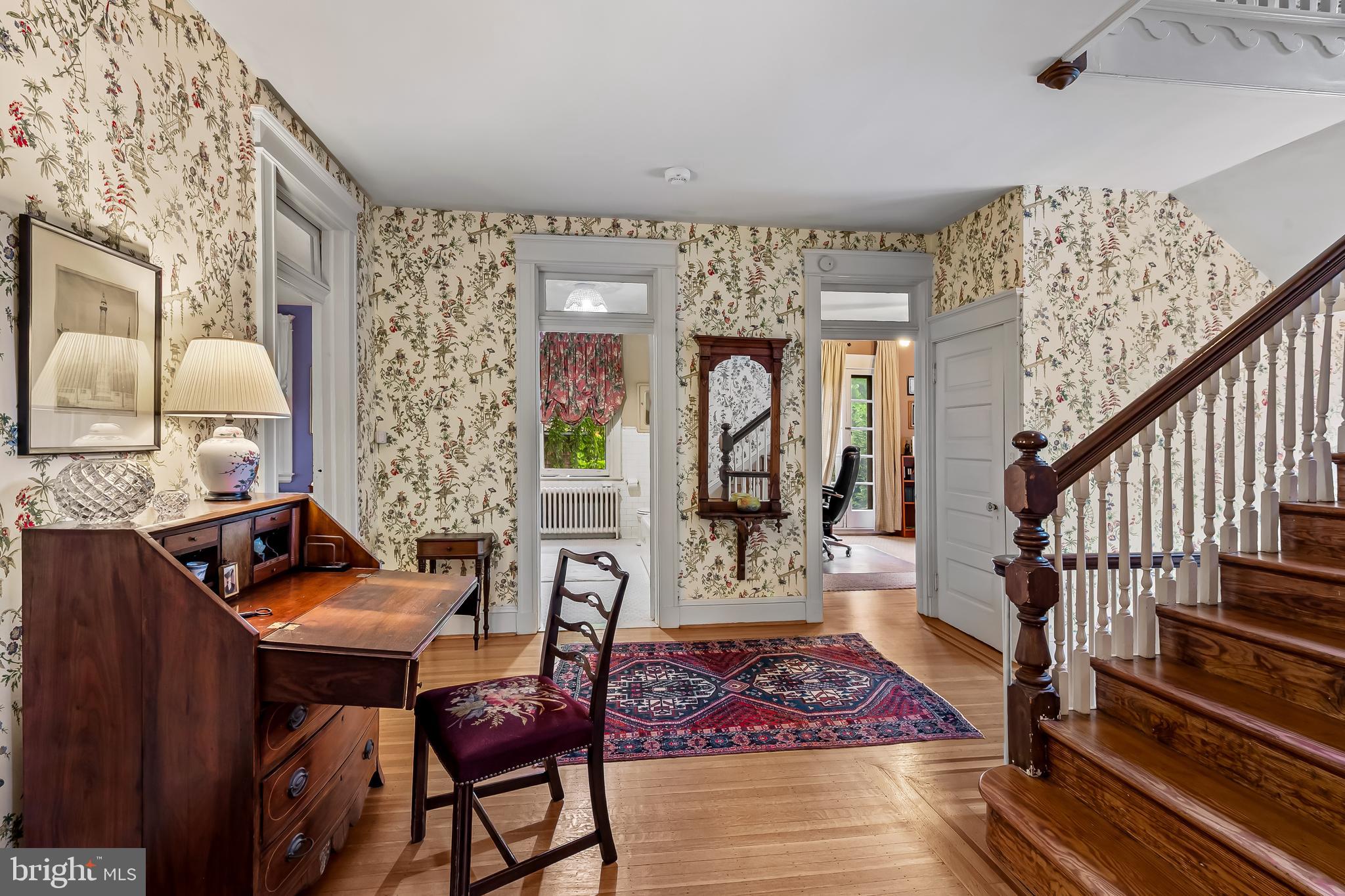 ROLAND PARK - Residential