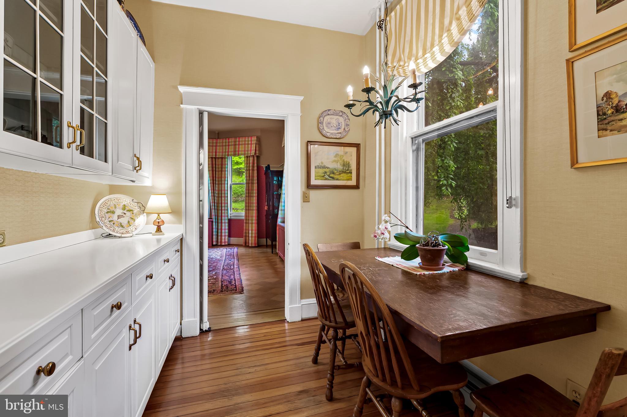 ROLAND PARK - Residential