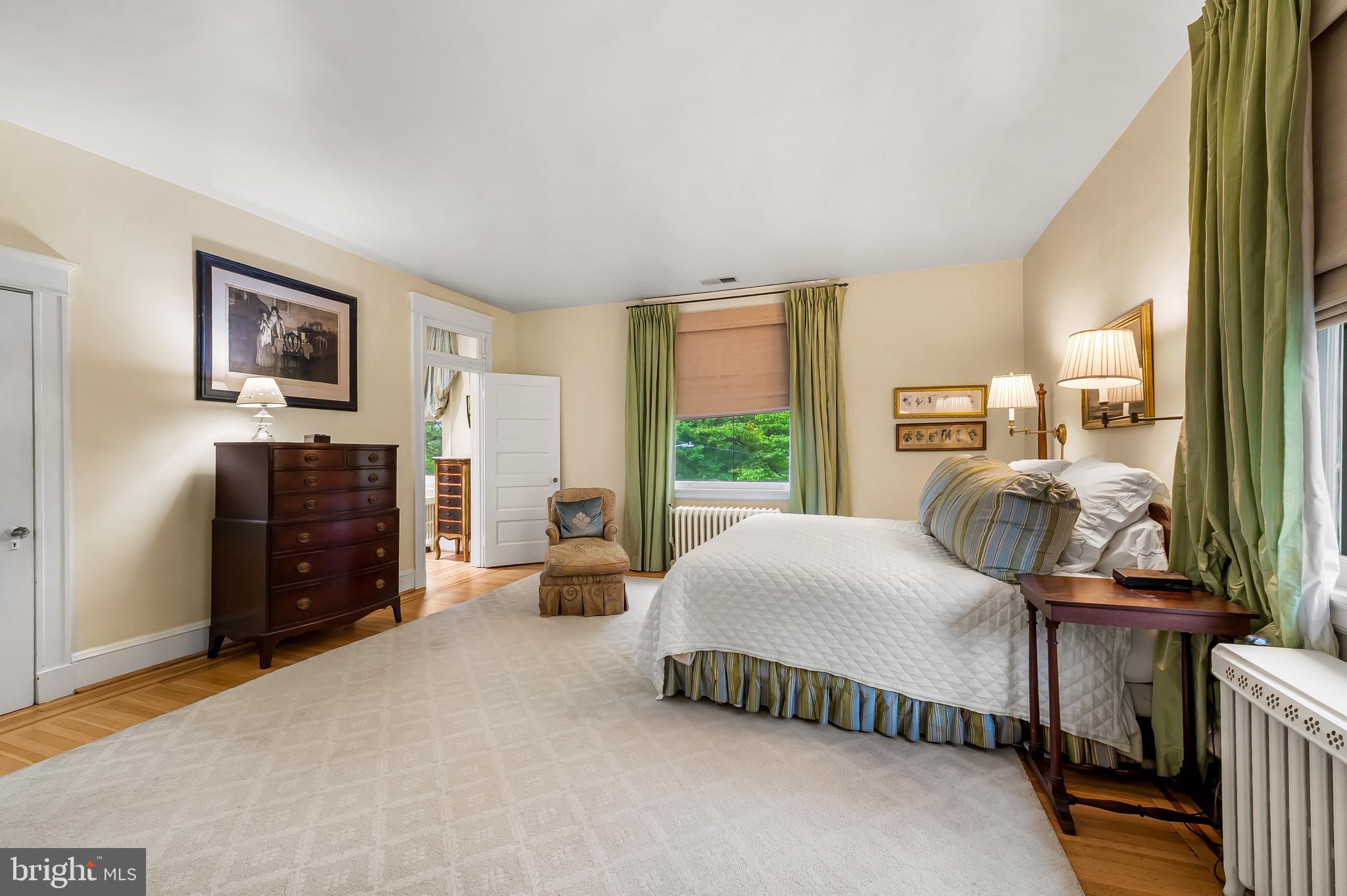 ROLAND PARK - Residential