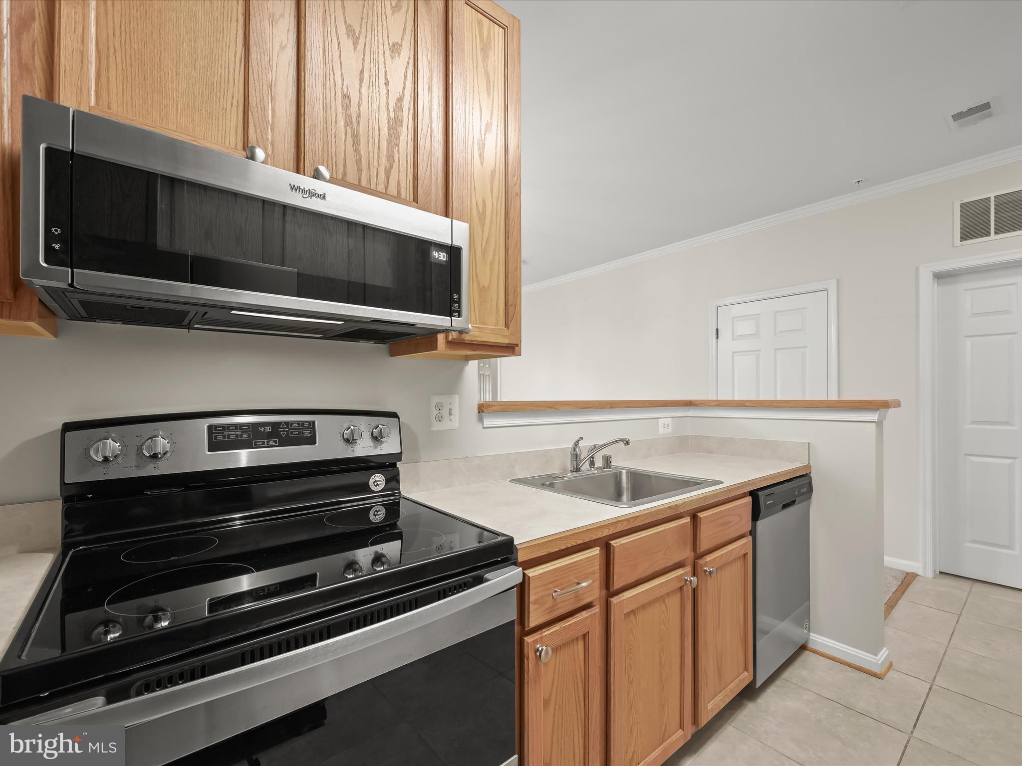2608 CHAPEL LAKE DRIVE 112