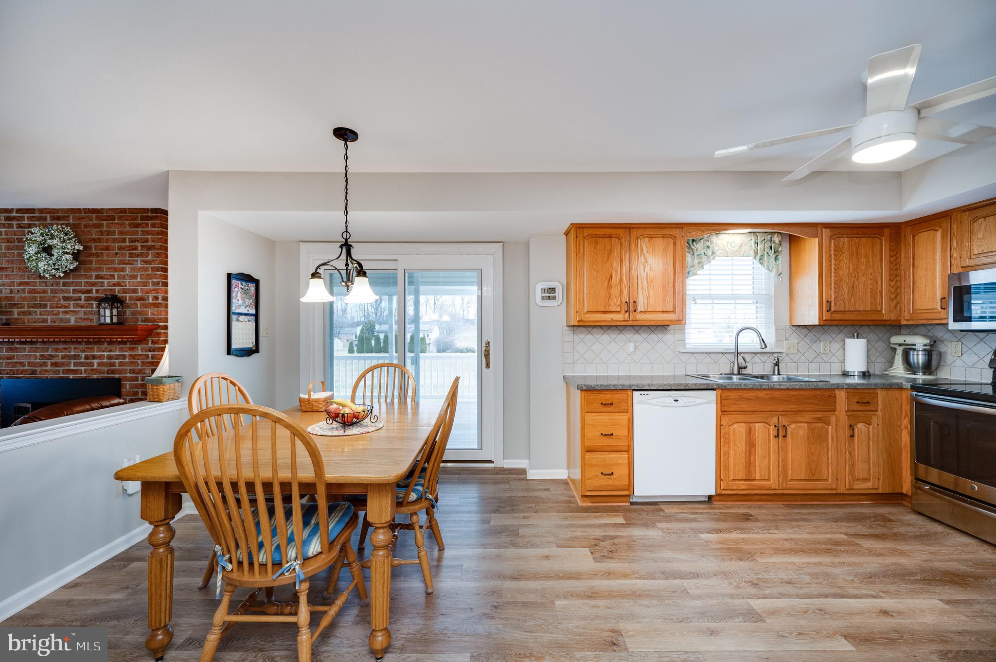 BROOKVIEW - Residential