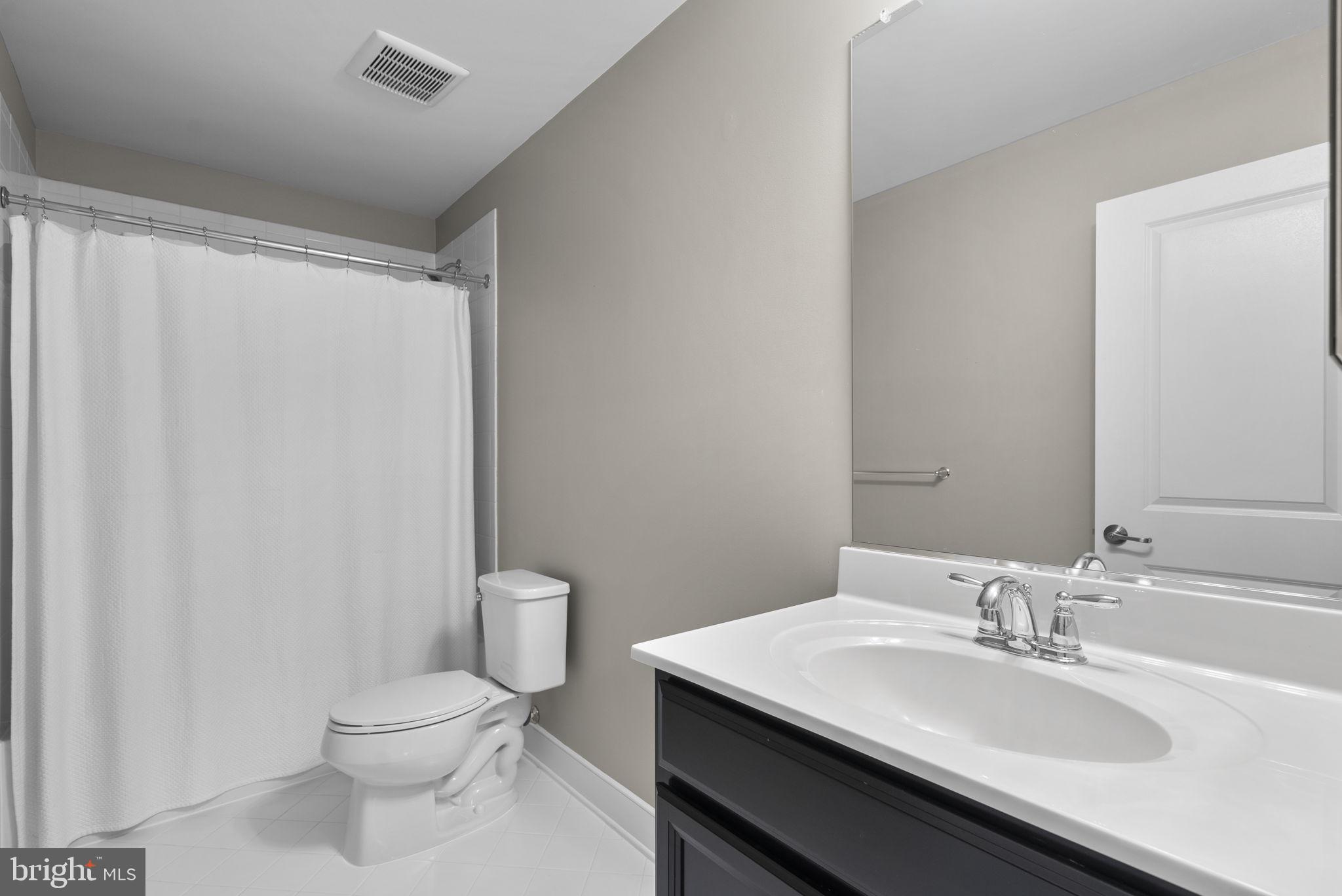 CROWN FARM - Residential