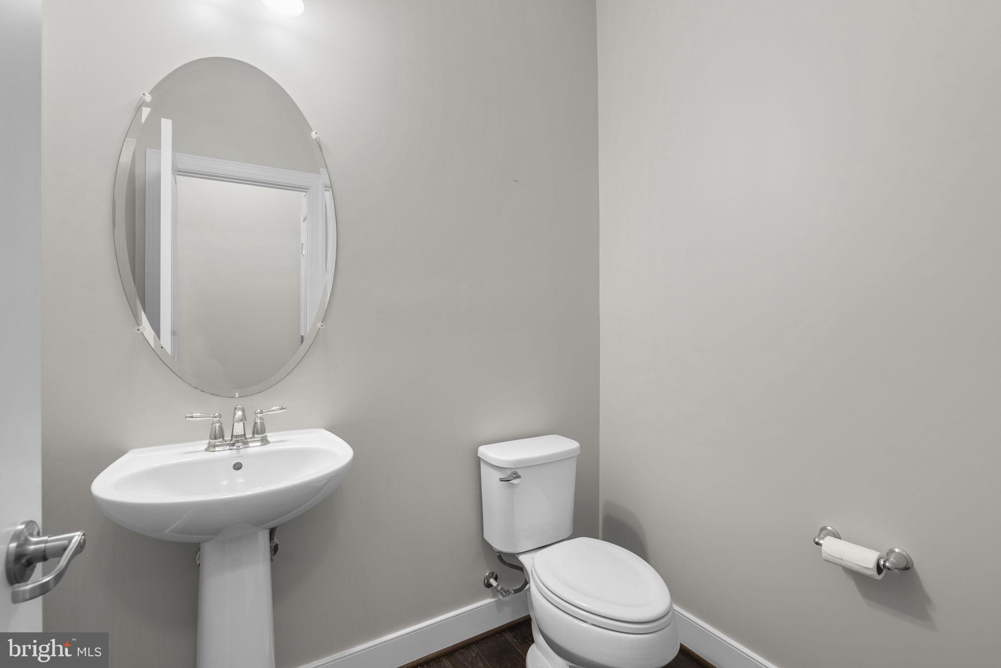 CROWN FARM - Residential