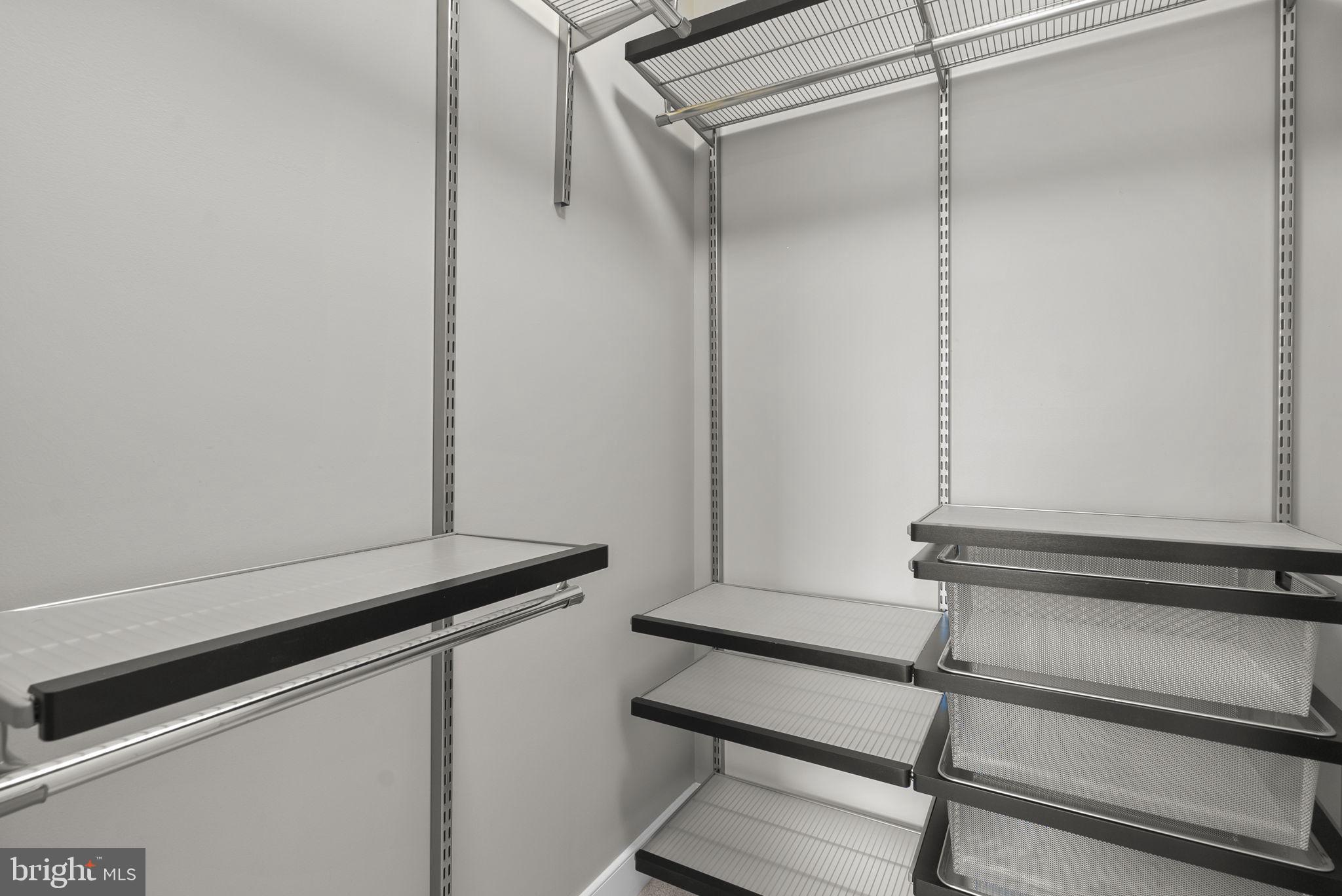 CROWN FARM - Residential