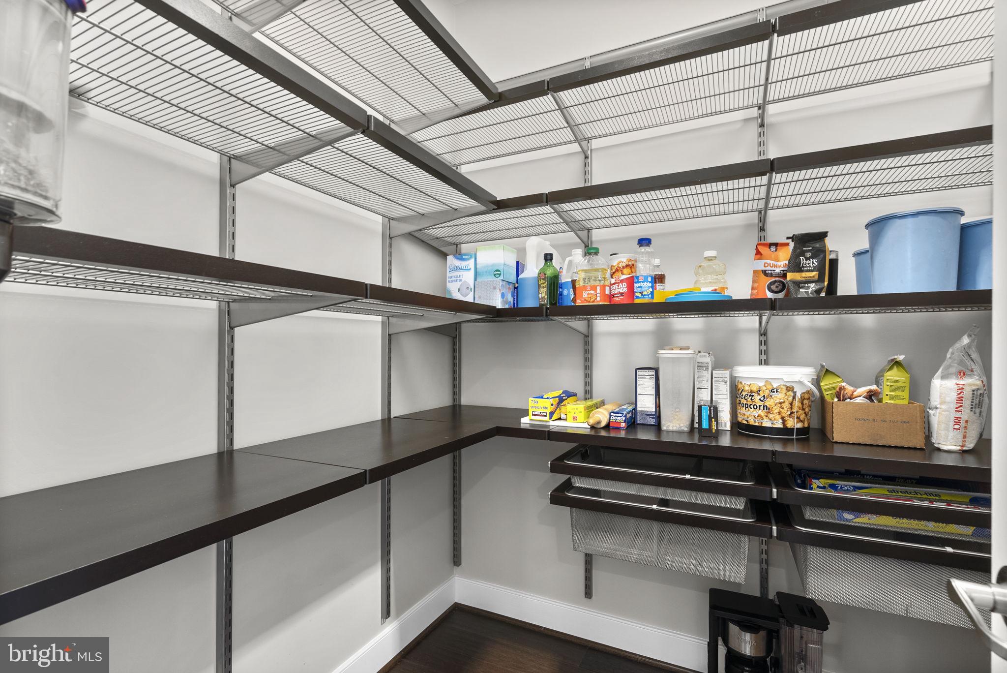 CROWN FARM - Residential