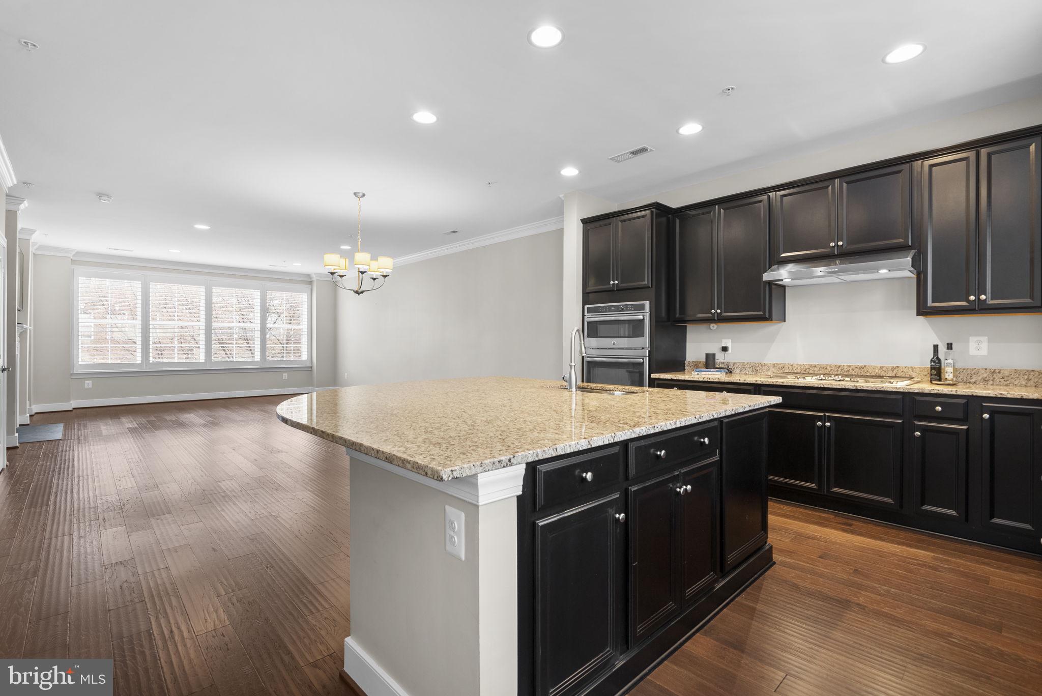 CROWN FARM - Residential