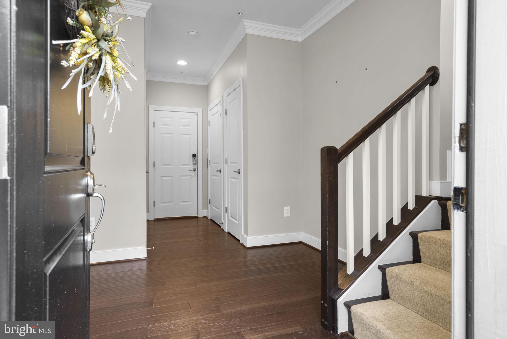 CROWN FARM - Residential