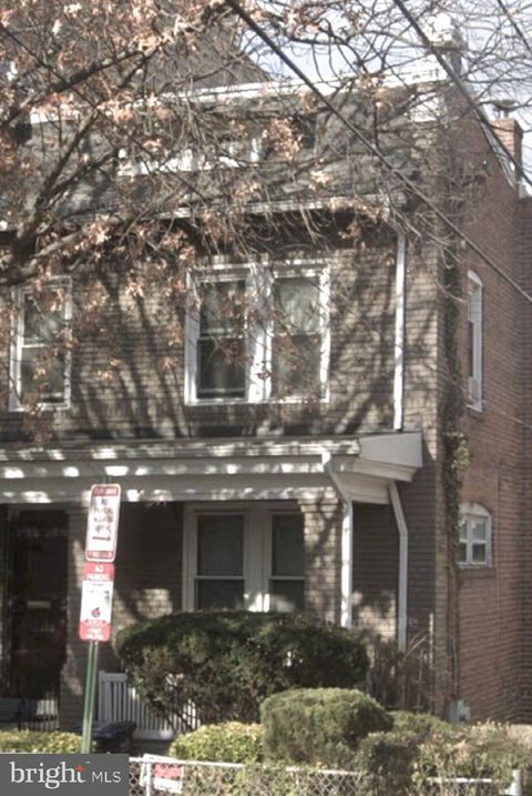 1239 SHEPHERD STREET NW WASHINGTON DC 20011