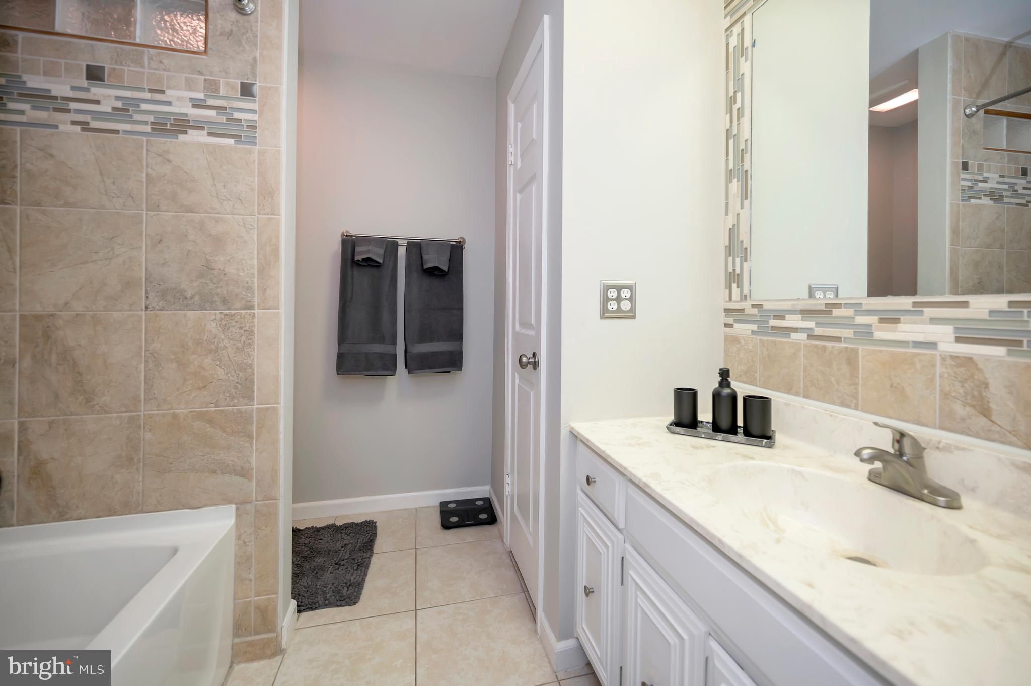 AQUIA HARBOUR - Residential