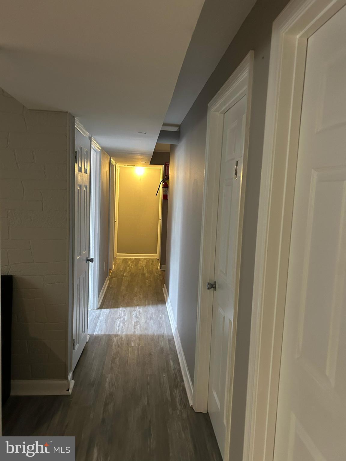 HOLLAWAY ESTATES - Residential Lease