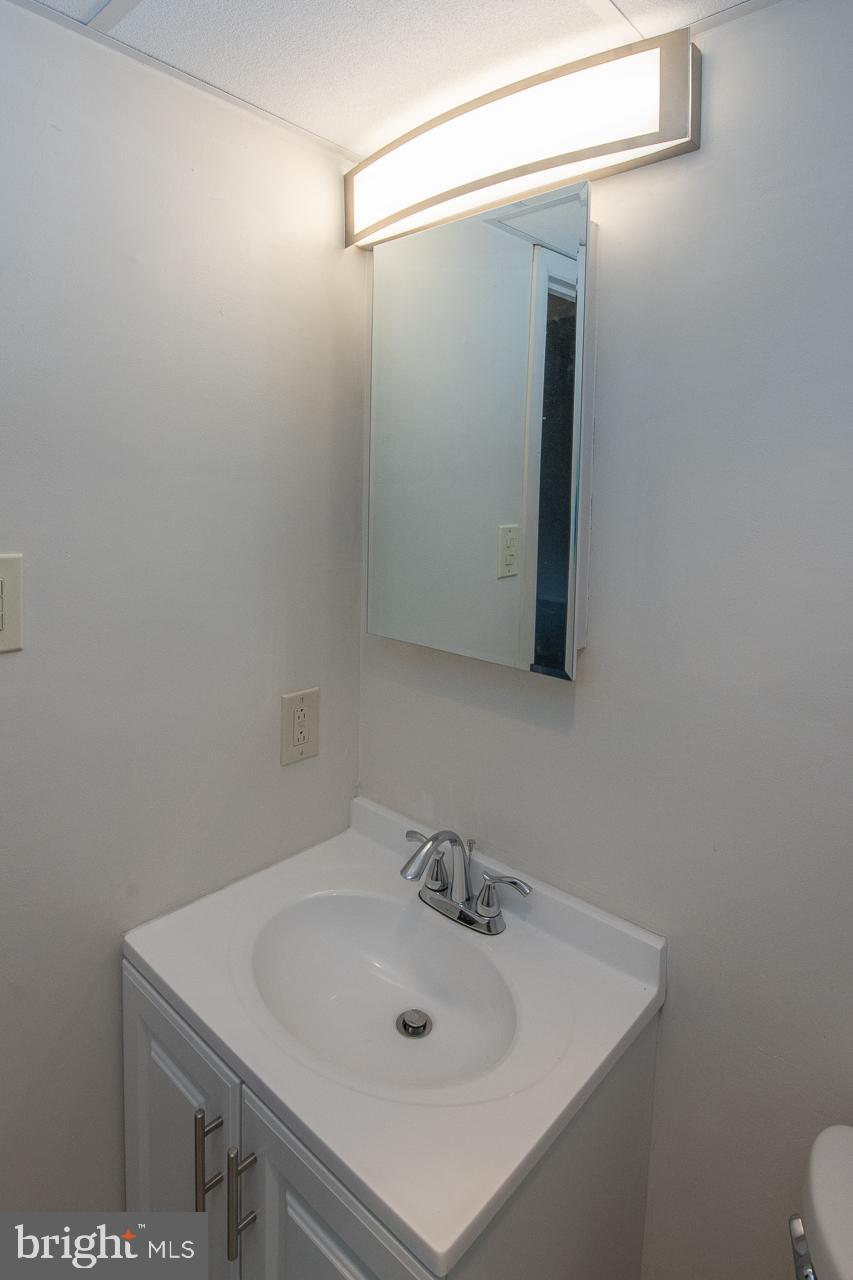 HAVERFORD HILL - Residential