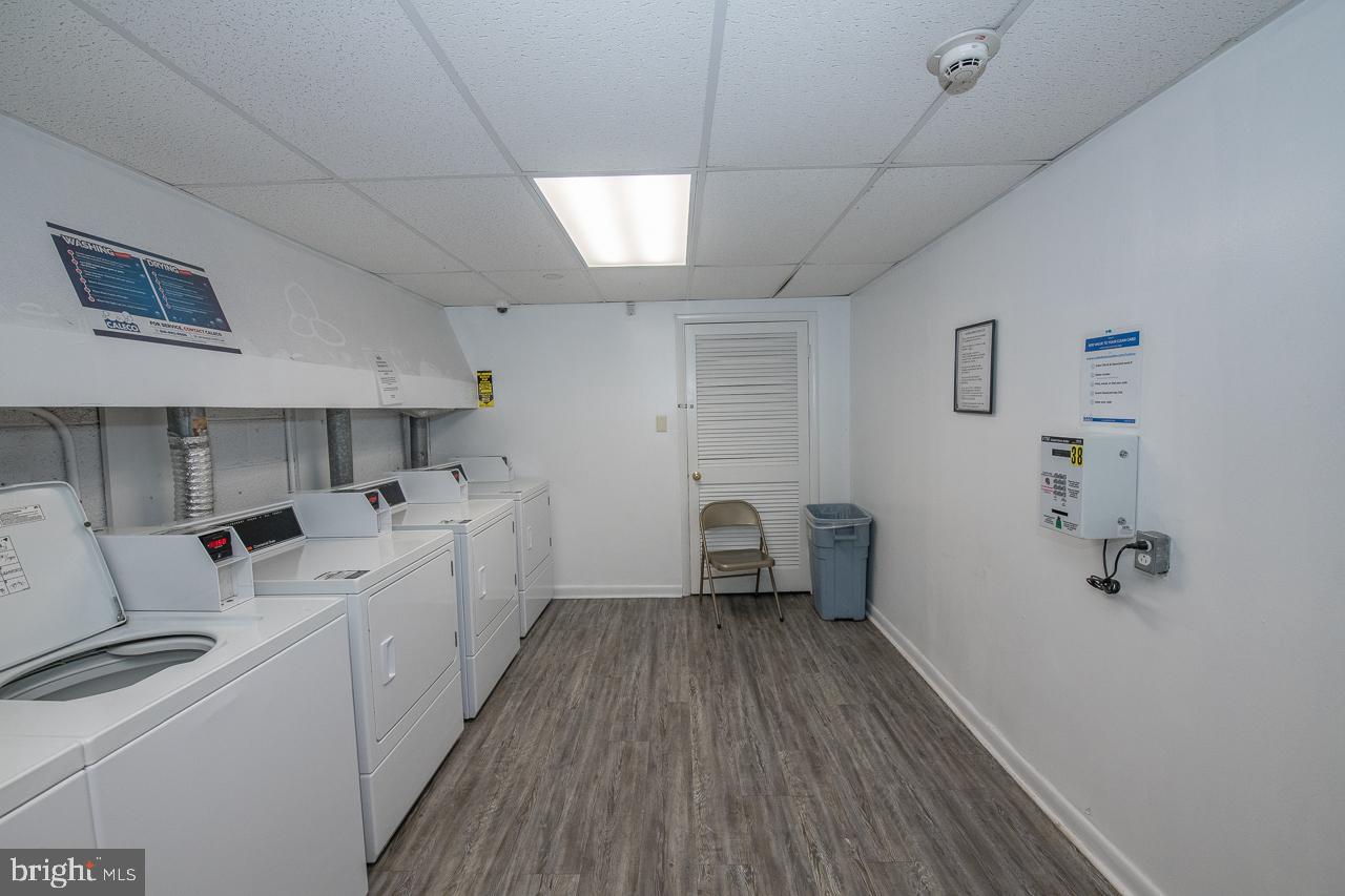 HAVERFORD HILL - Residential