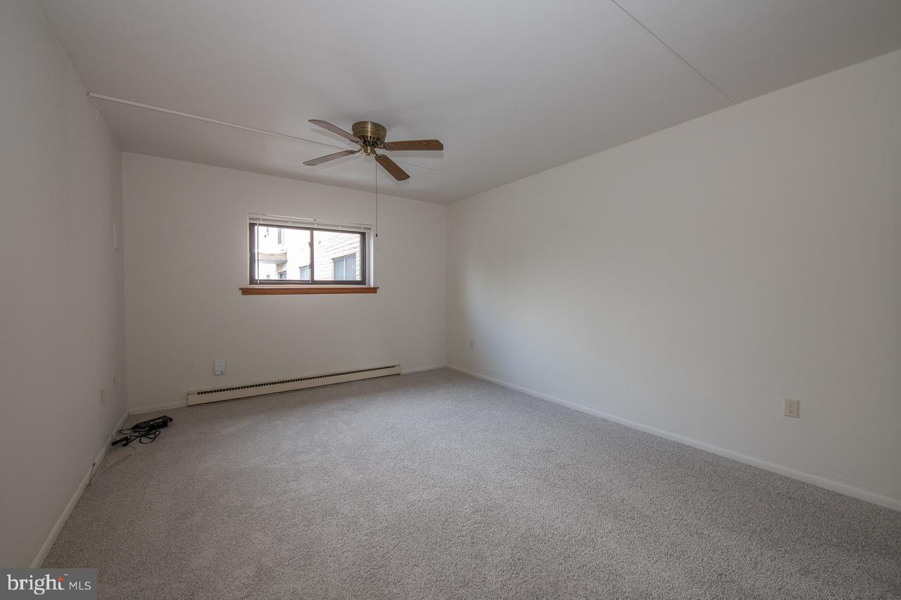 HAVERFORD HILL - Residential