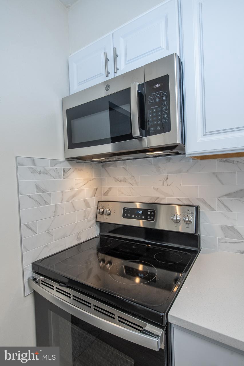 HAVERFORD HILL - Residential