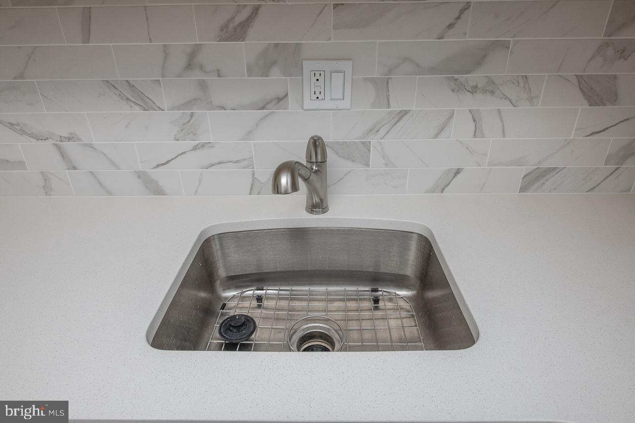 HAVERFORD HILL - Residential