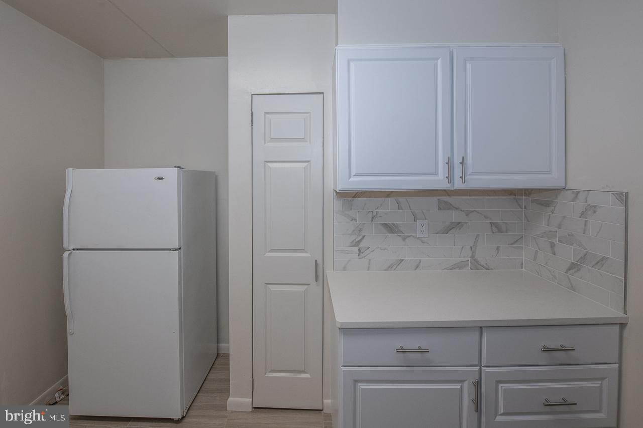 HAVERFORD HILL - Residential