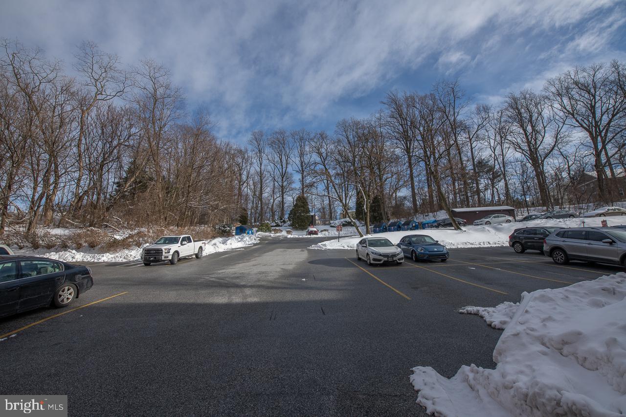 HAVERFORD HILL - Residential