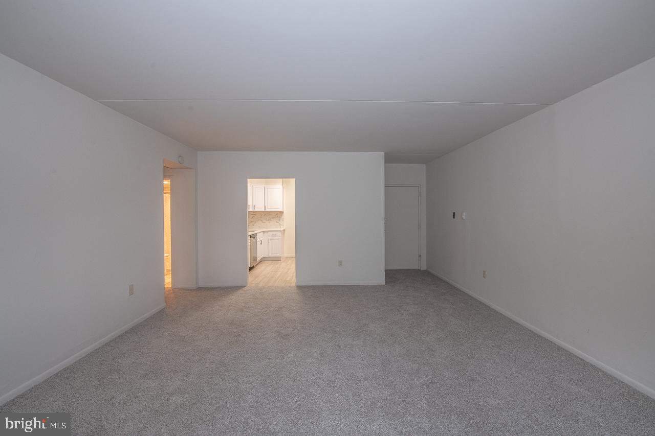 HAVERFORD HILL - Residential