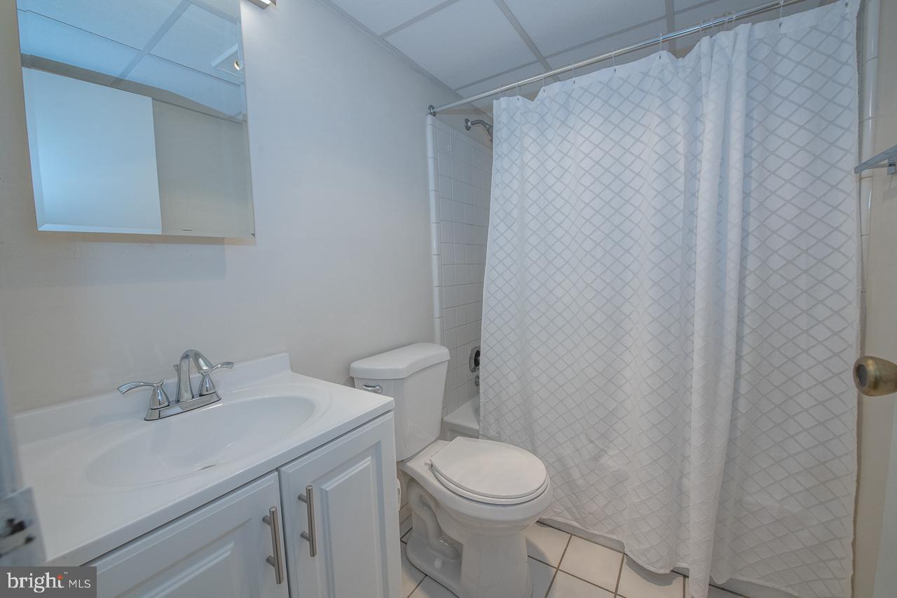 HAVERFORD HILL - Residential