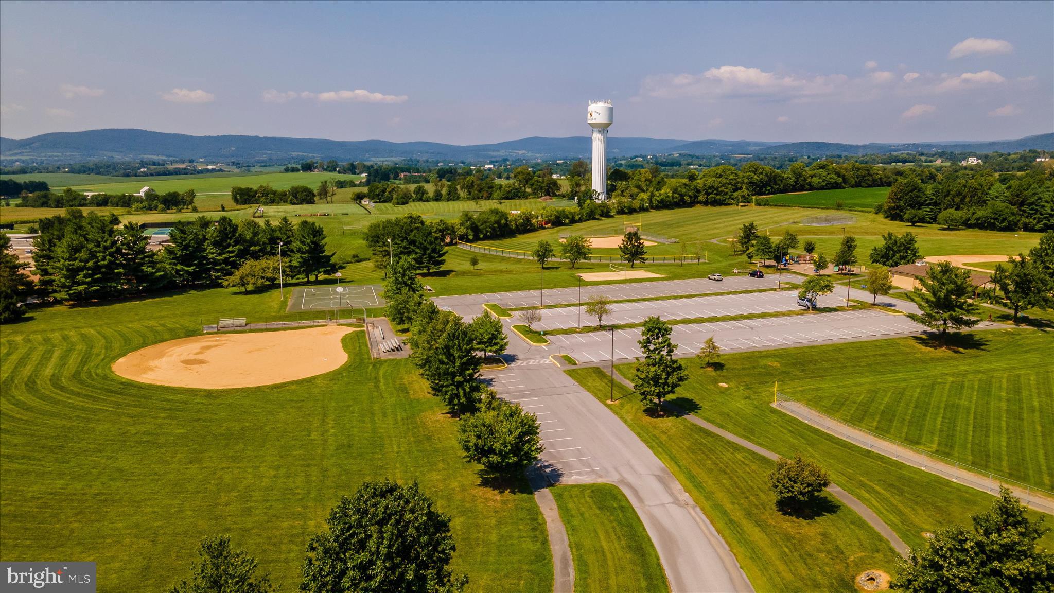 FOUNTAINDALE NORTH - Residential