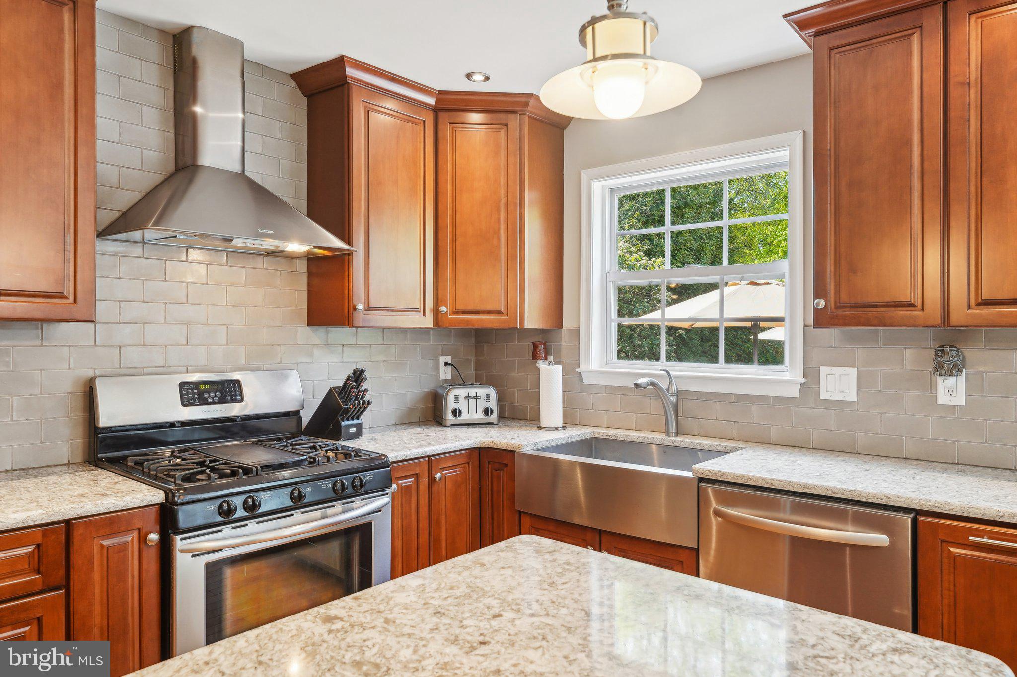 SQUIRES KNOLL - Residential