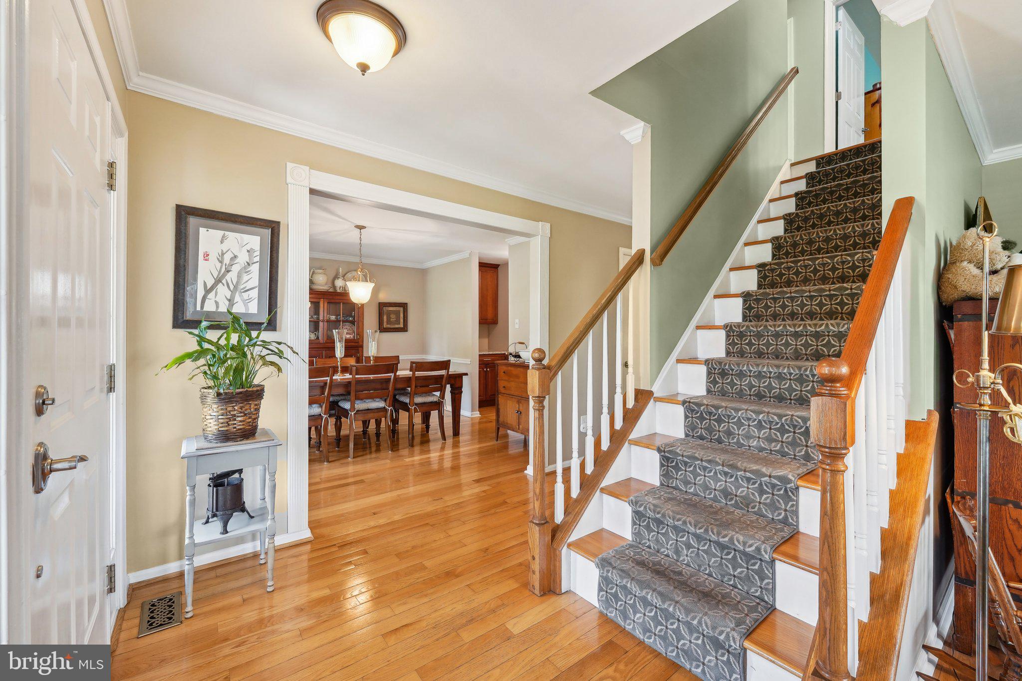 SQUIRES KNOLL - Residential