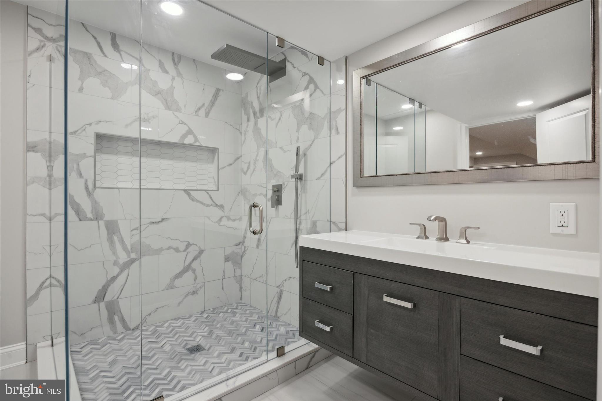 GREYSTONE - Residential