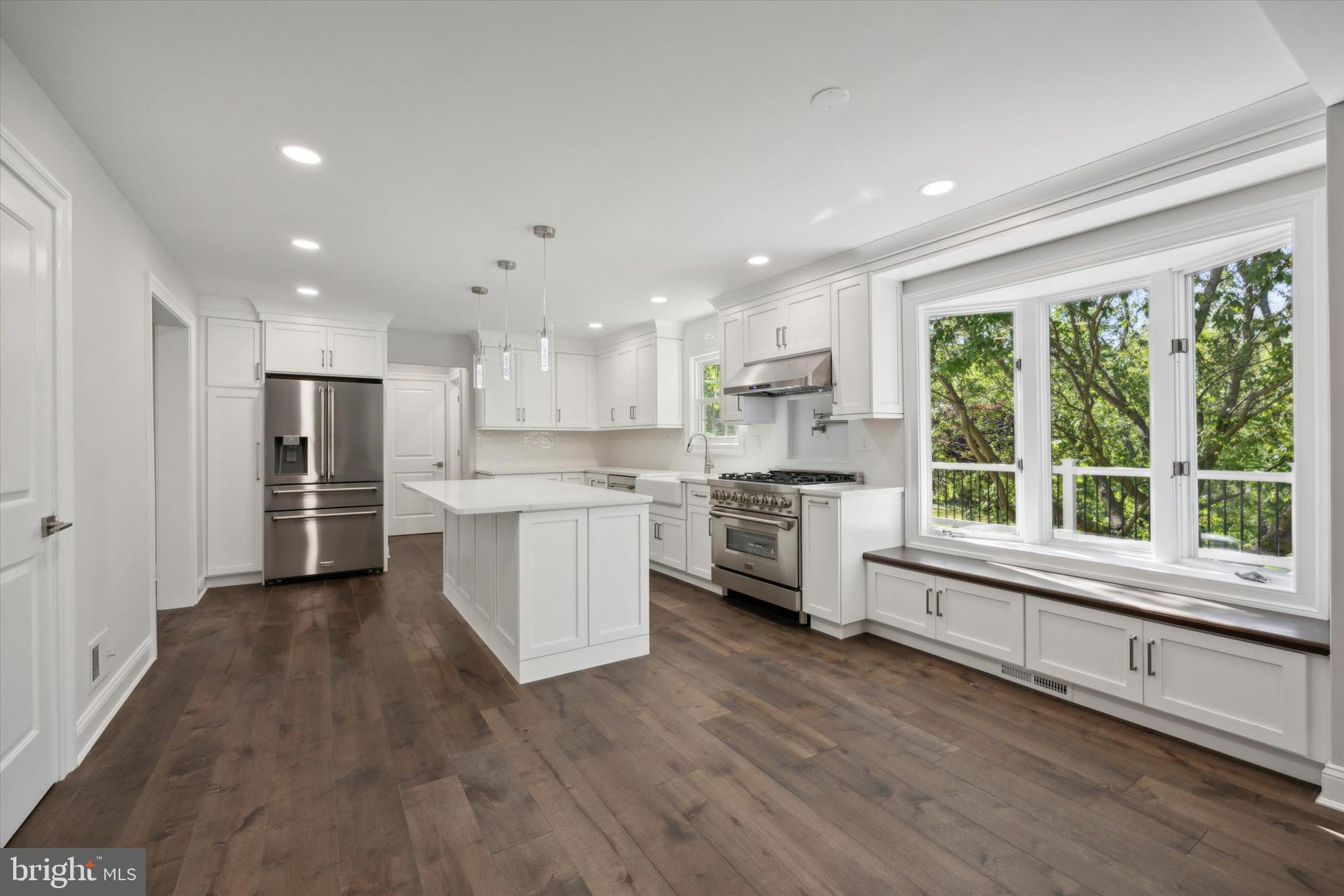 GREYSTONE - Residential