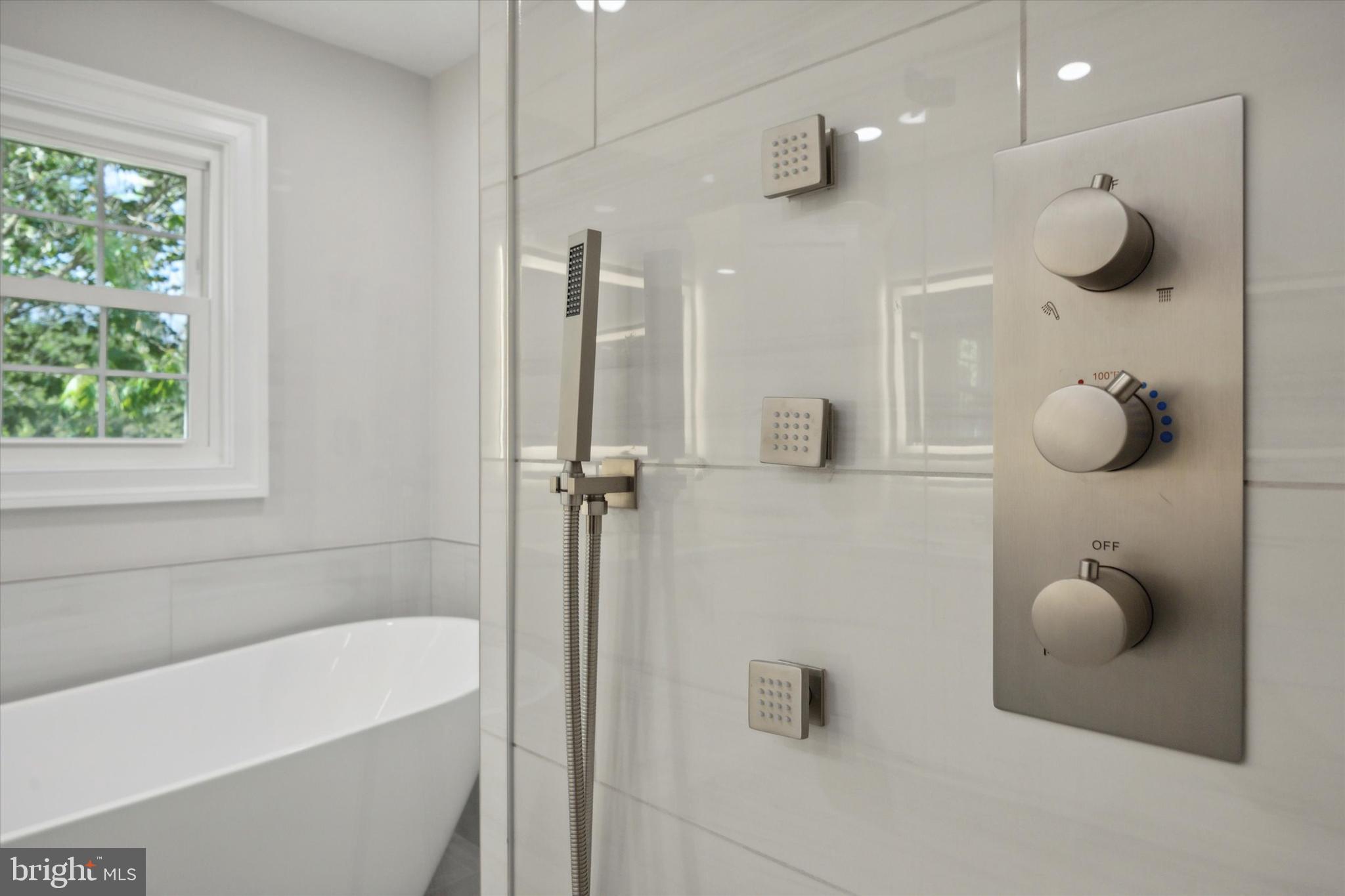 GREYSTONE - Residential