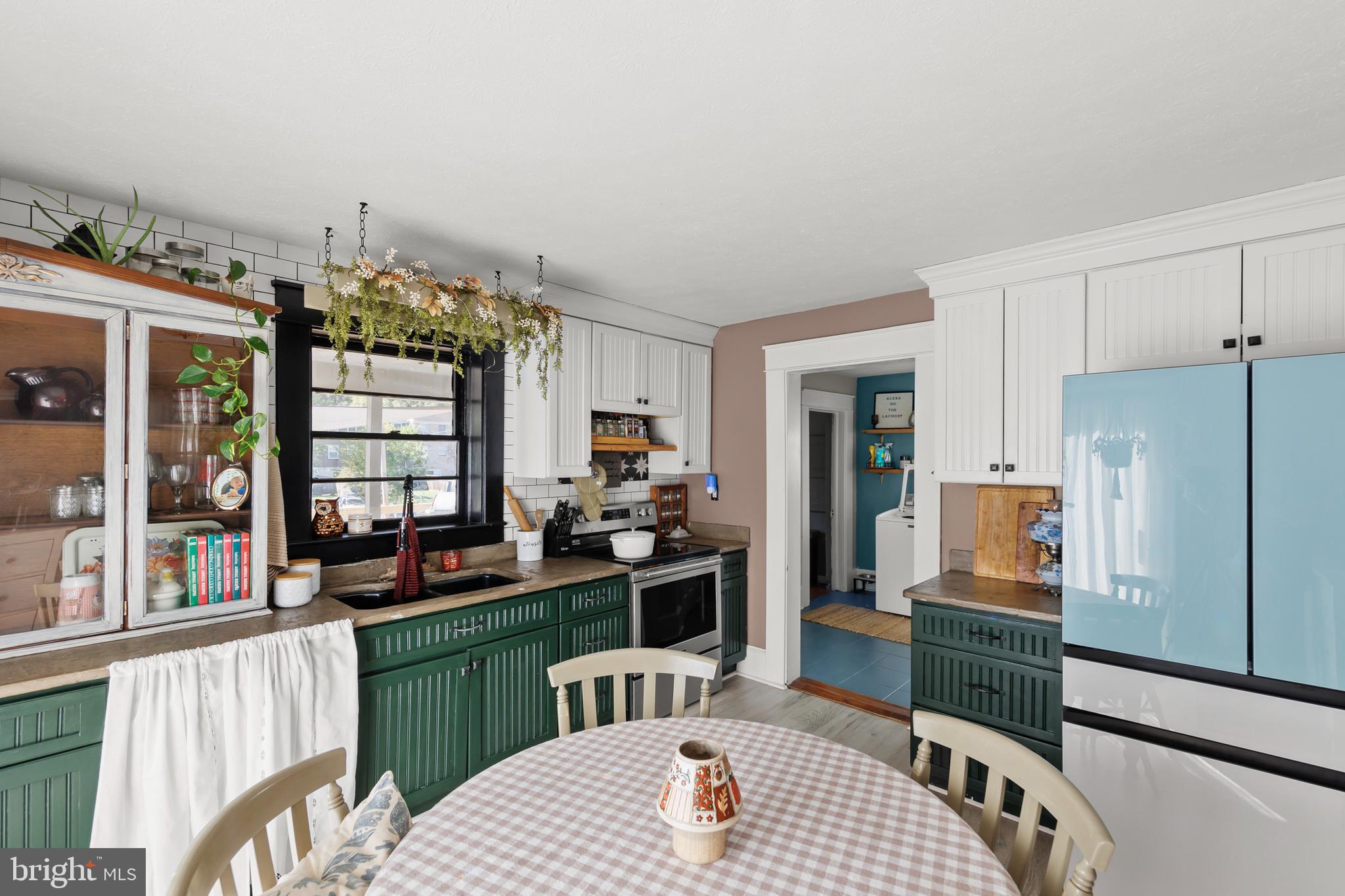 HOFFMAN HEIGHTS - Residential