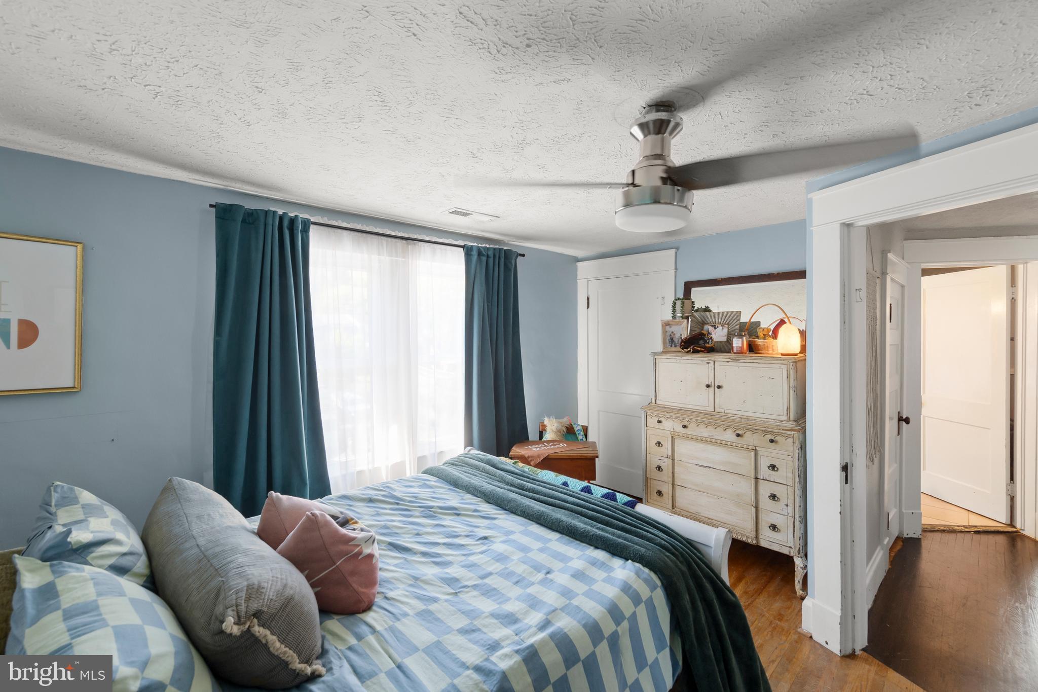 HOFFMAN HEIGHTS - Residential