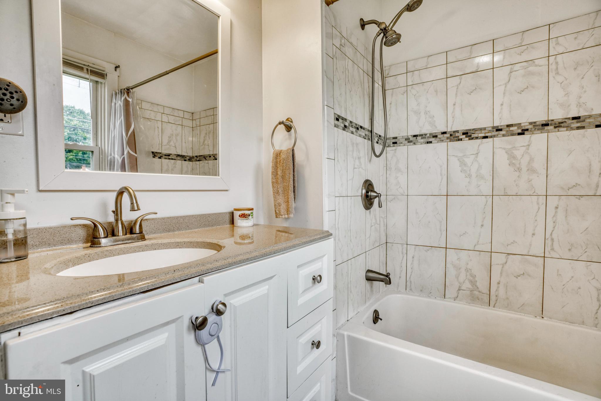 BACK RIVER HIGHLANDS - Residential