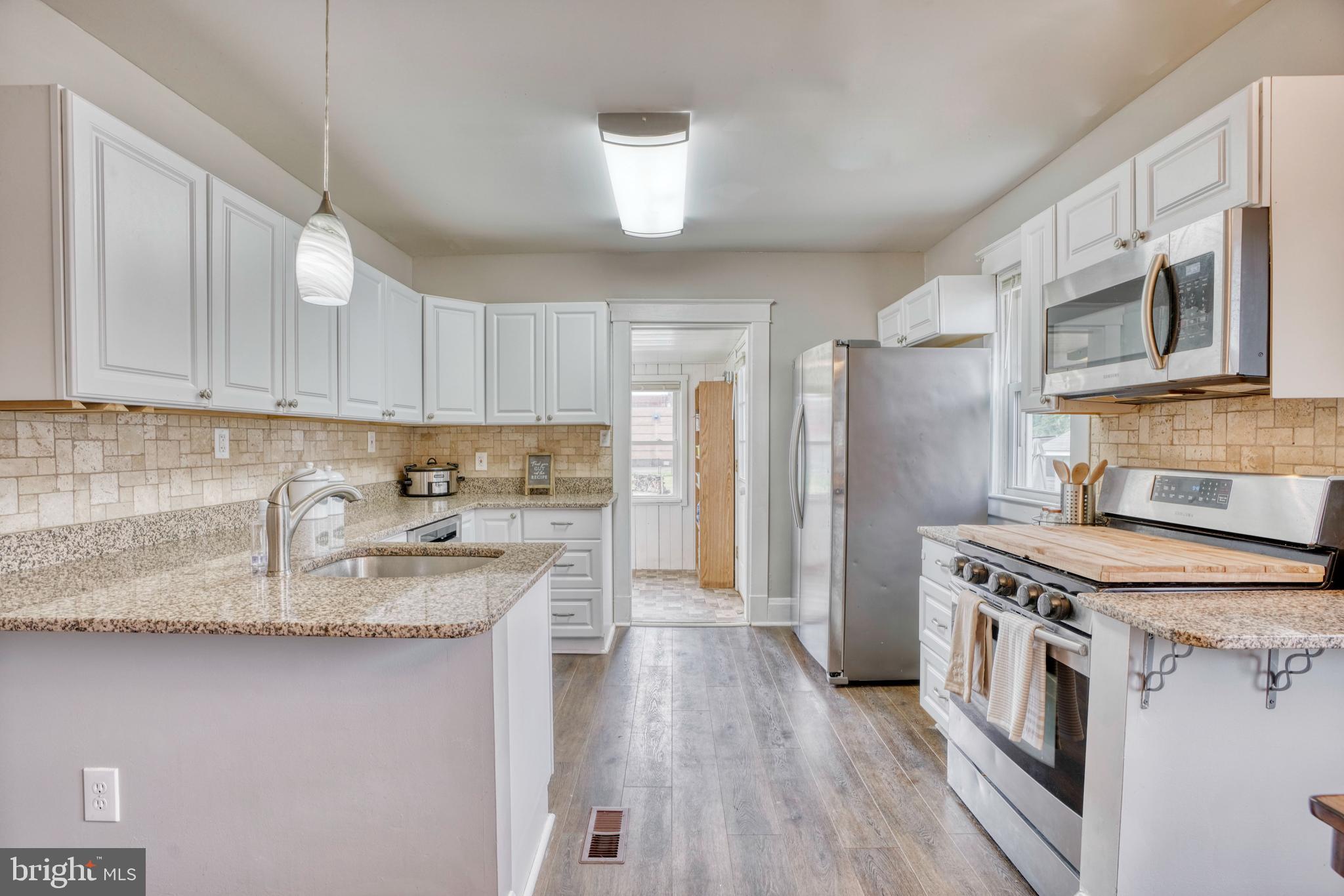 BACK RIVER HIGHLANDS - Residential