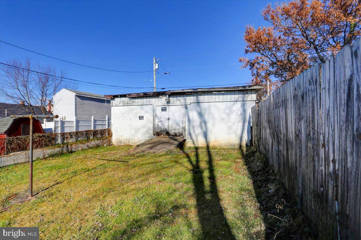 WILLIAMSPORT - Residential