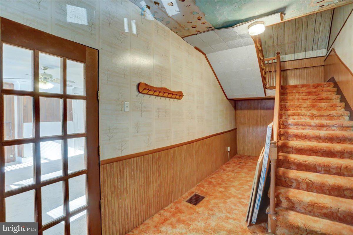 WILLIAMSPORT - Residential