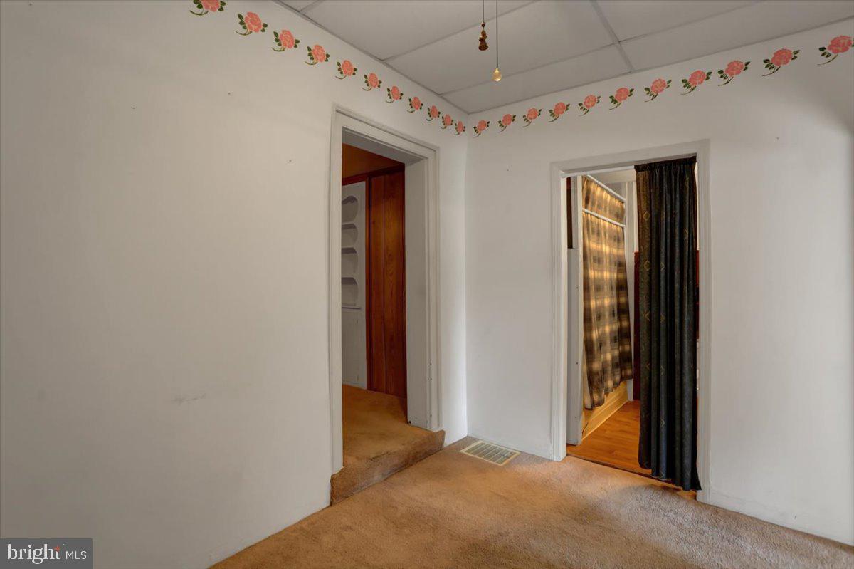 WILLIAMSPORT - Residential