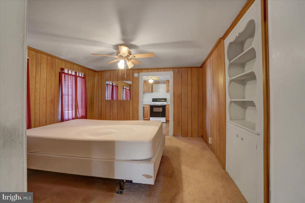 WILLIAMSPORT - Residential