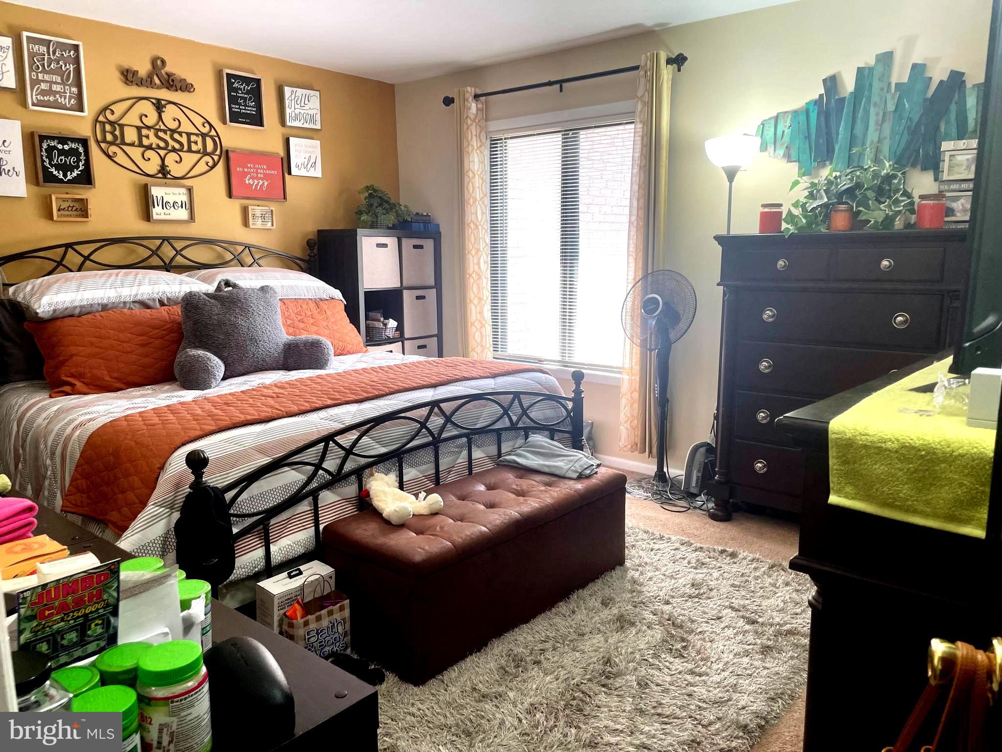 HUNTING RIDGE - Residential