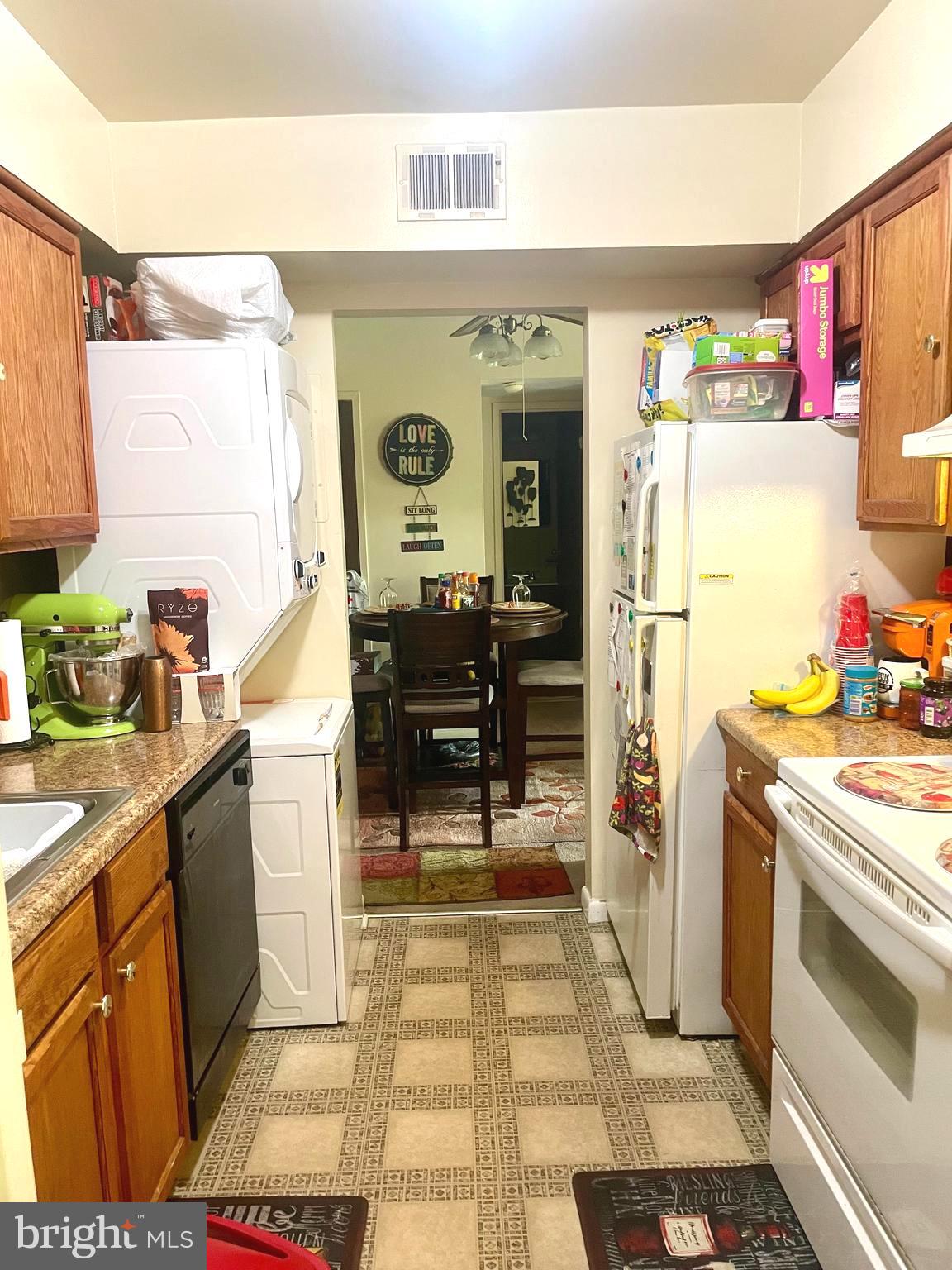 HUNTING RIDGE - Residential