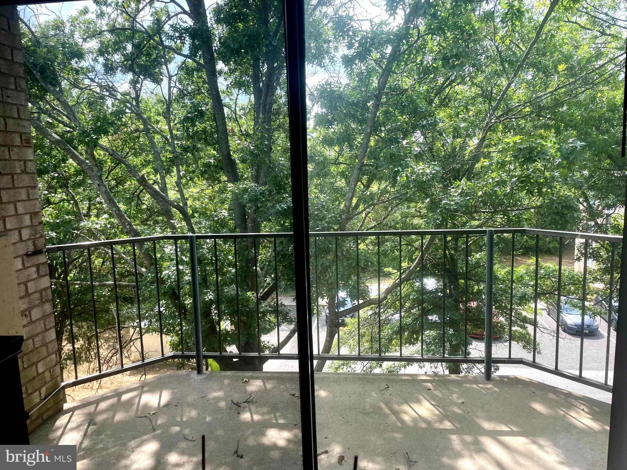 HUNTING RIDGE - Residential