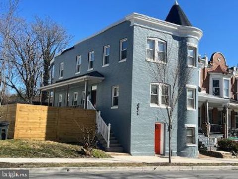 Homes For Rent - 4033 Greenmount Avenue<br/> BALTIMORE, MD 21218